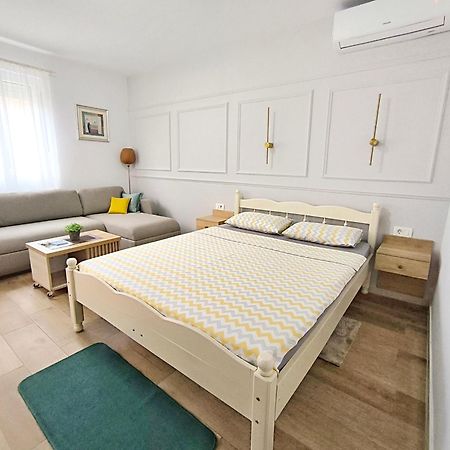 Apartments Gruda Cetinje Exterior photo