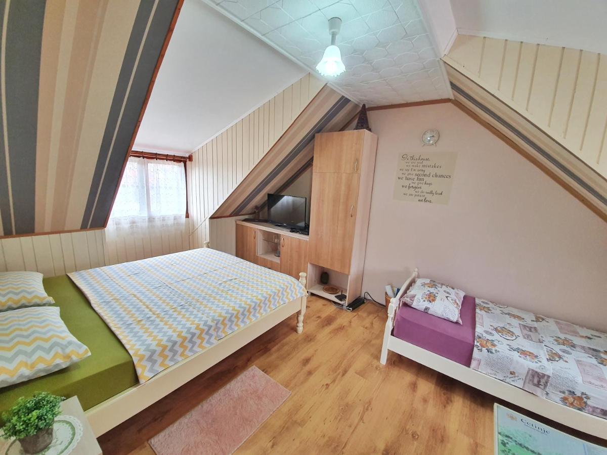 Apartments Gruda Cetinje Exterior photo