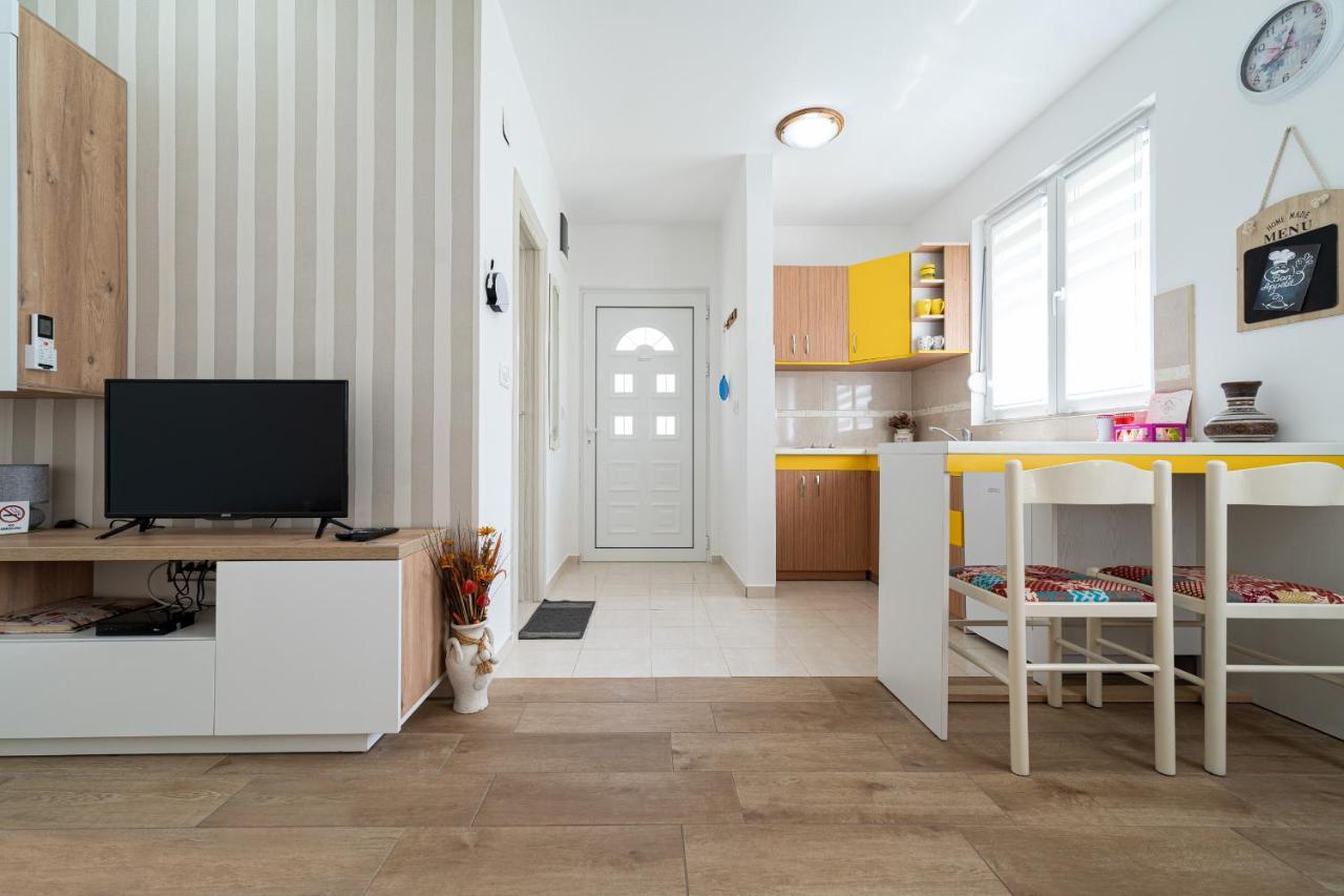 Apartments Gruda Cetinje Exterior photo