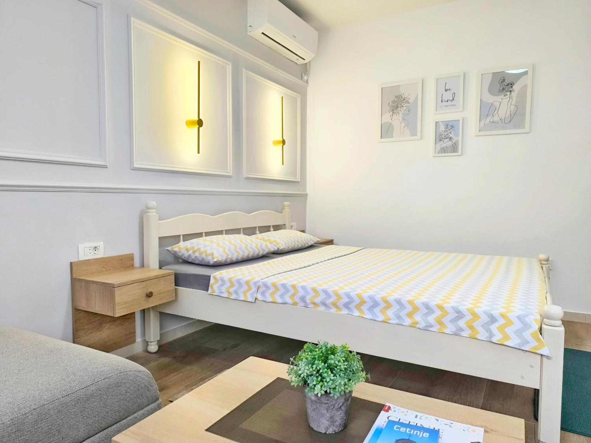 Apartments Gruda Cetinje Exterior photo