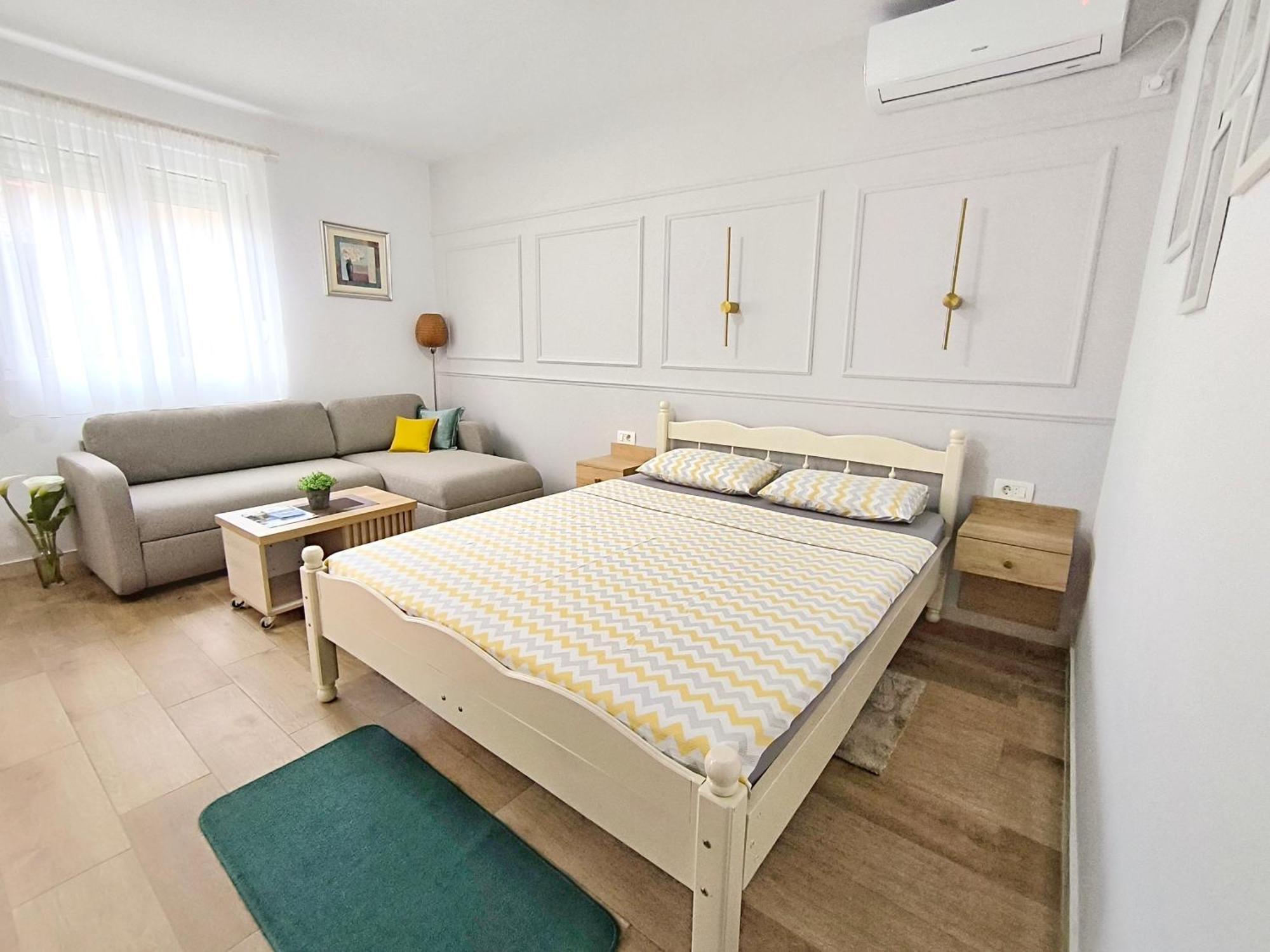 Apartments Gruda Cetinje Exterior photo